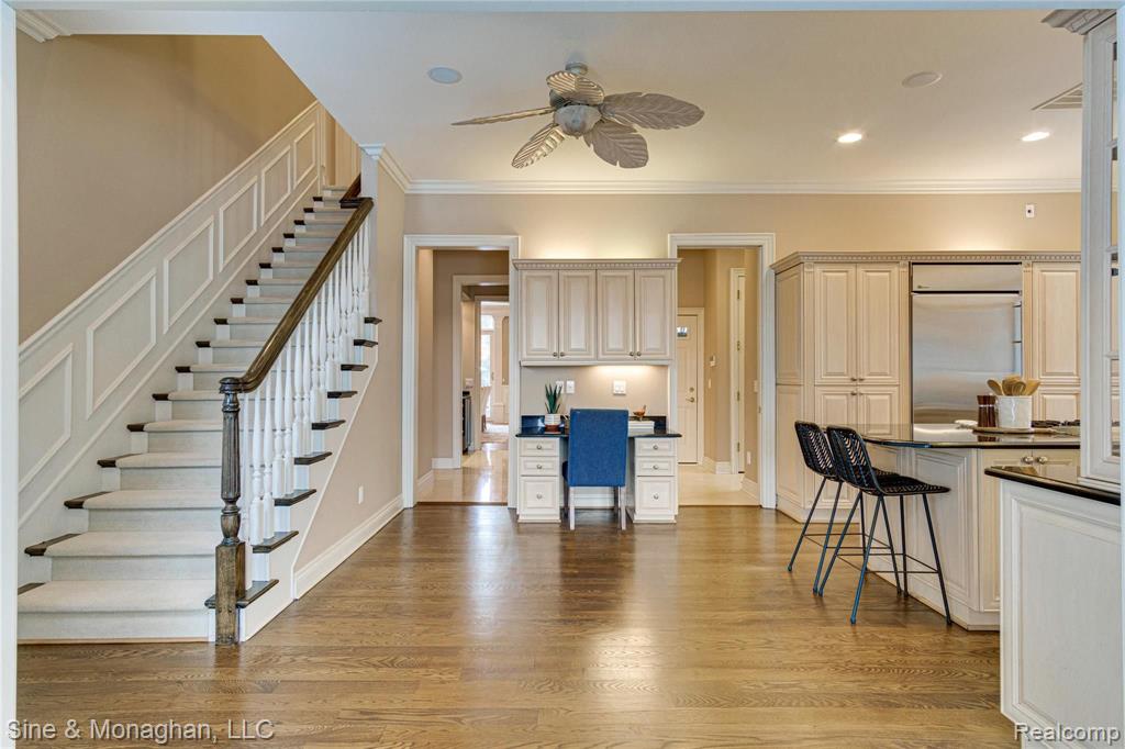 45 Roslyn Road Grosse Pointe Shores, MI 48236 - Photo 24 of 88