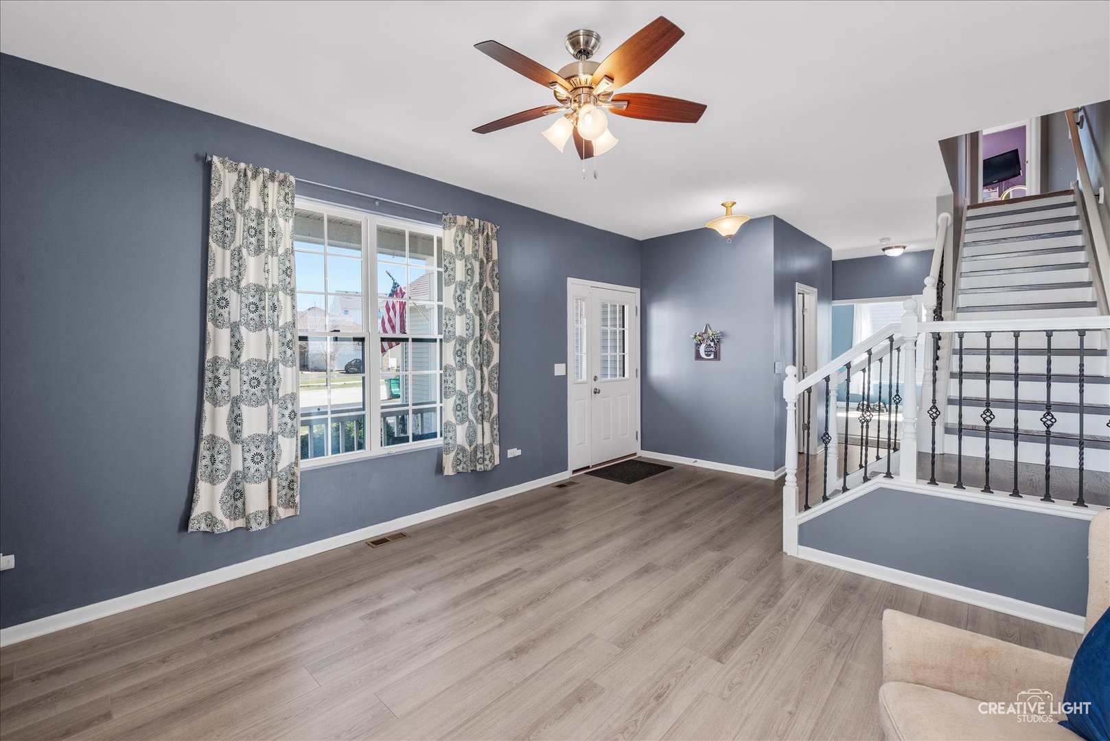 1615 Seward Road Joliet, IL 60431 - Photo 5 of 31 a view of an empty room with a window