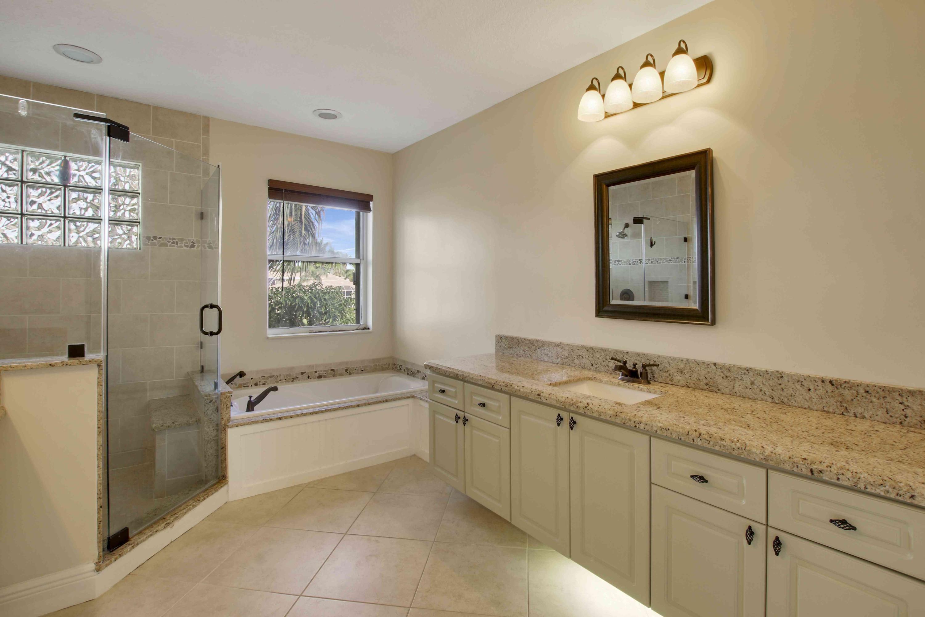 18603 Harbor Light Way Boca Raton, FL 33498 - Photo 28 of 64 House-32