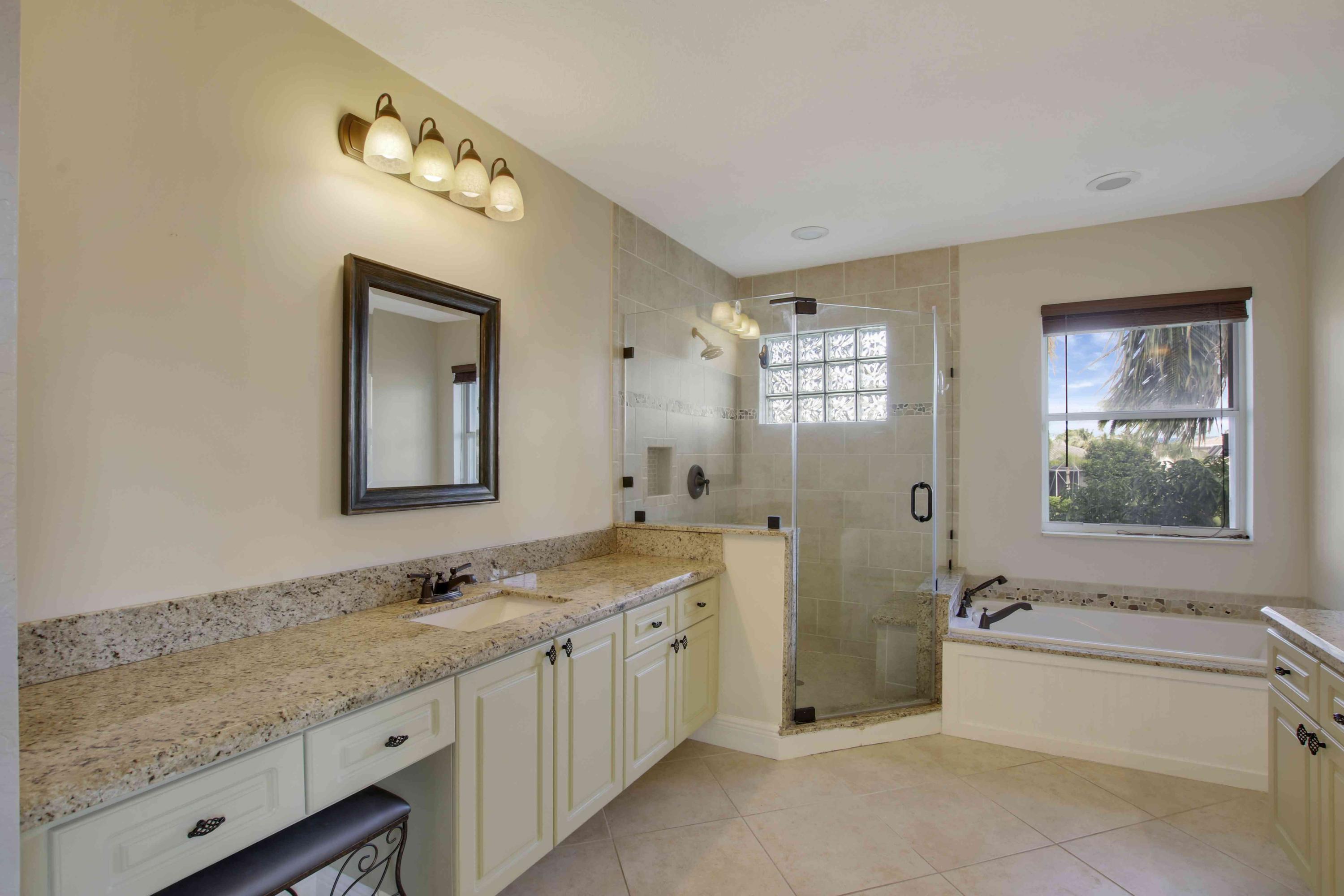 18603 Harbor Light Way Boca Raton, FL 33498 - Photo 29 of 64 House-33