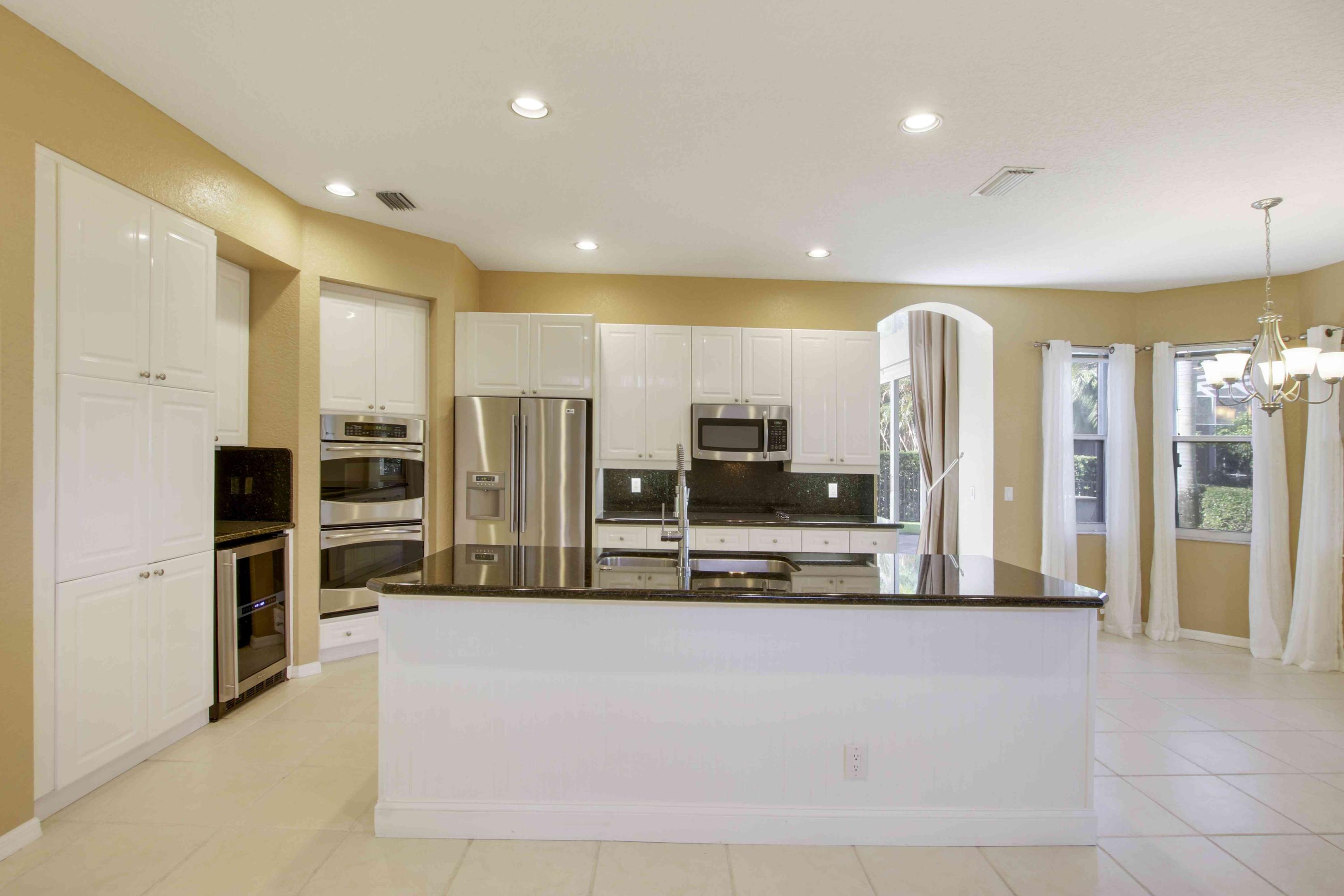 18603 Harbor Light Way Boca Raton, FL 33498 - Photo 7 of 64 House-16