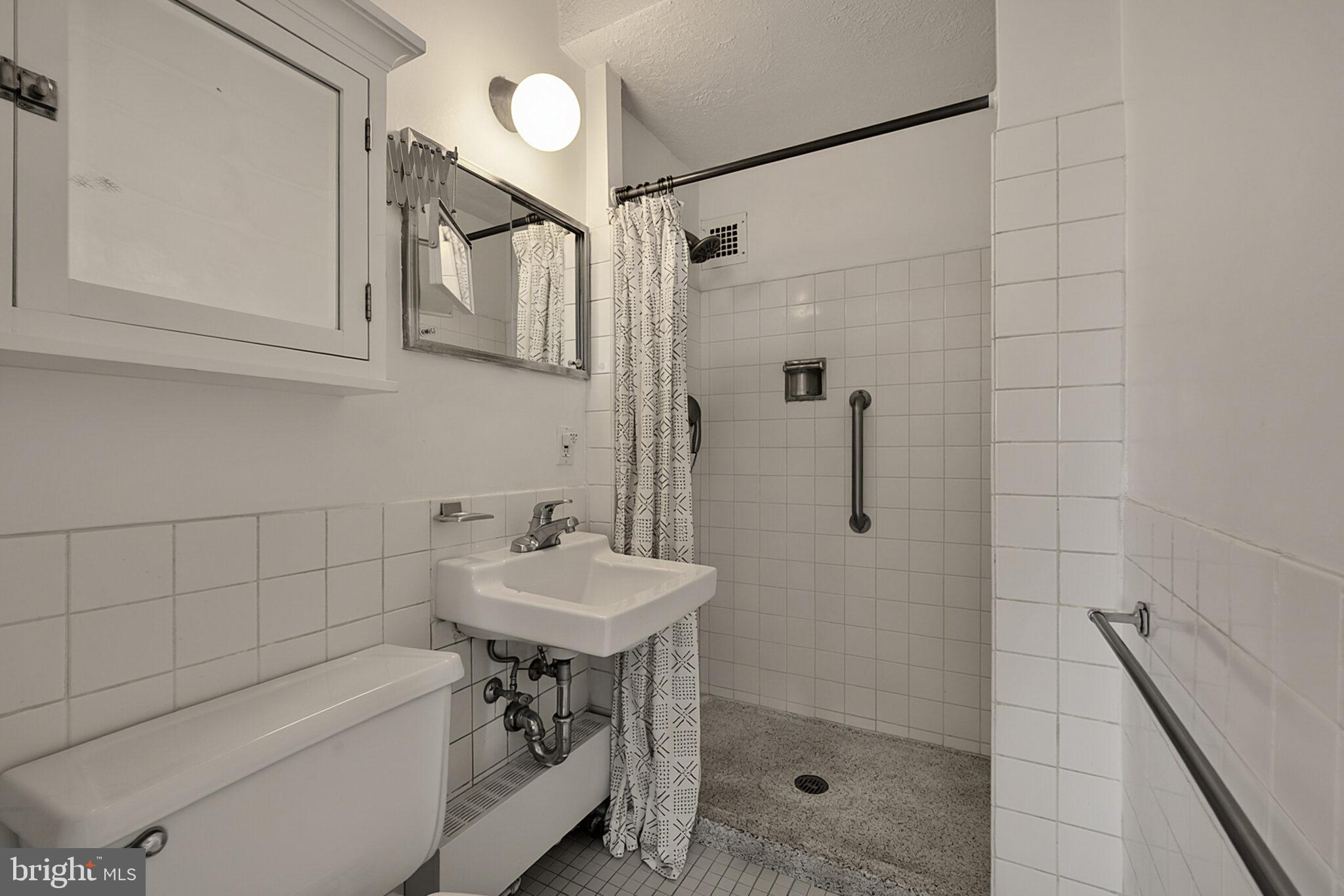 1301 Delaware Avenue Southwest, Unit 812 Washington, DC 20024 - Photo 38 of 89