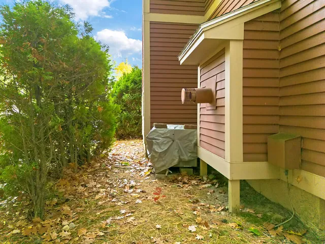 $249,900 | 13 Lincoln Woods Lane, Unit 13, Waterville, ME 04901