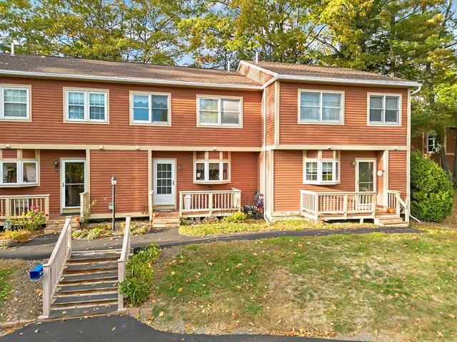 $249,900 | 13 Lincoln Woods Lane, Unit 13, Waterville, ME 04901