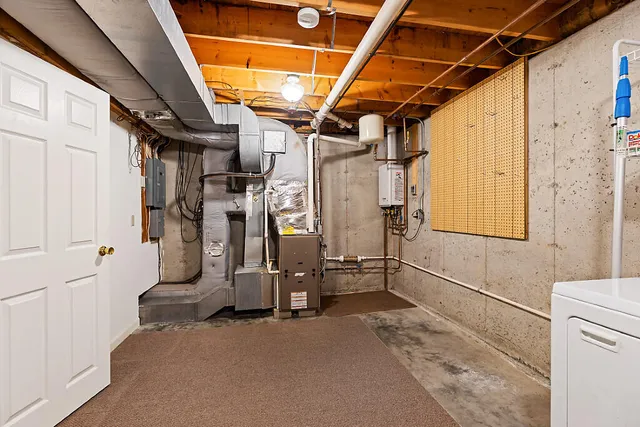 $249,900 | 13 Lincoln Woods Lane, Unit 13, Waterville, ME 04901