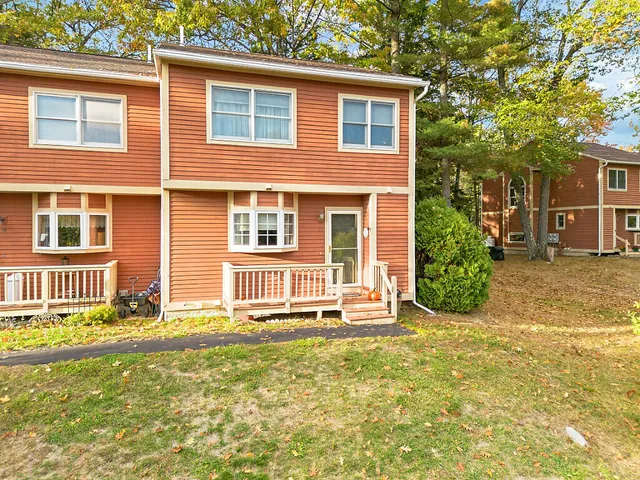 $249,900 | 13 Lincoln Woods Lane, Unit 13, Waterville, ME 04901