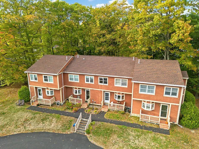 $249,900 | 13 Lincoln Woods Lane, Unit 13, Waterville, ME 04901