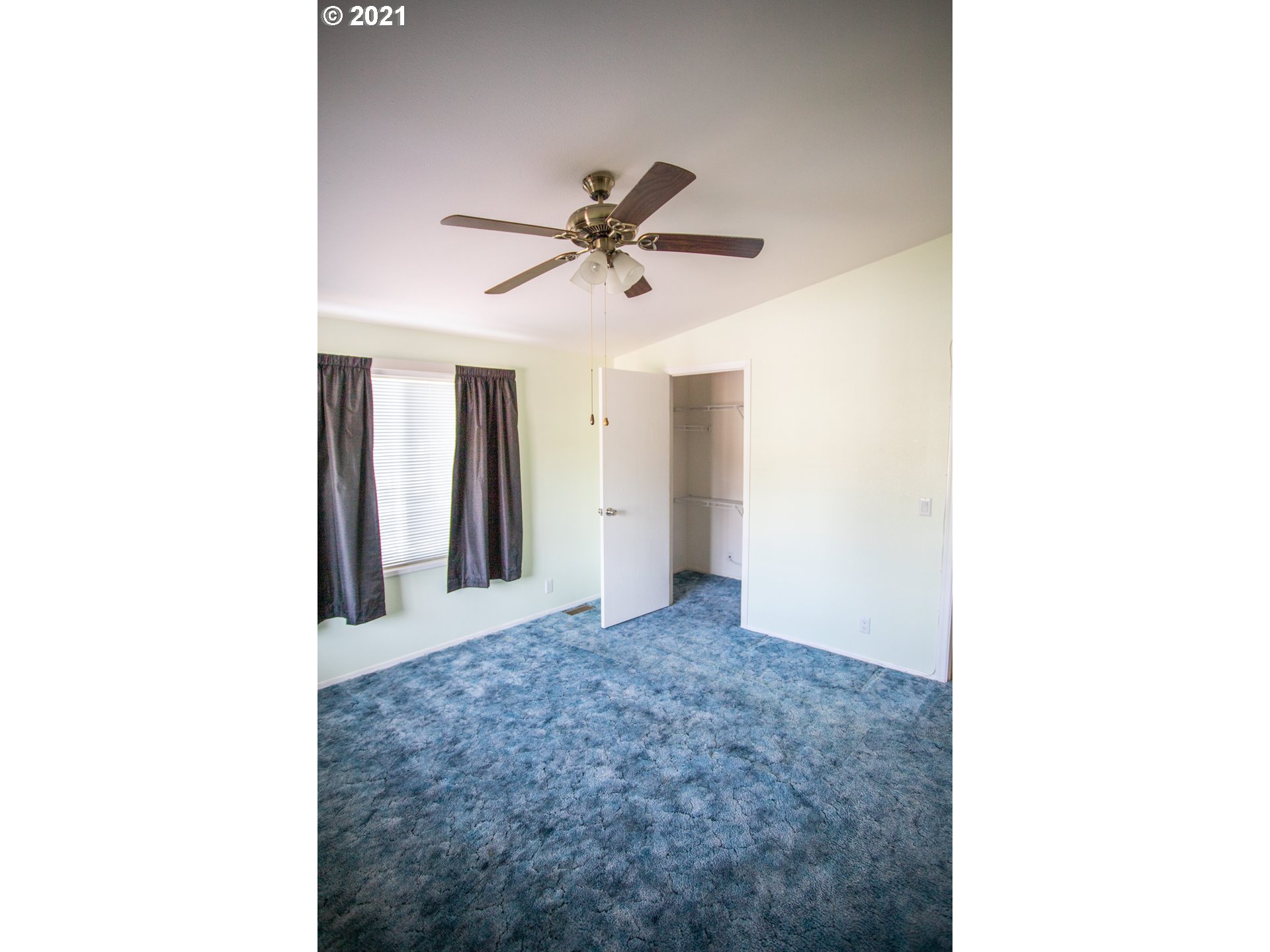 2425 Maia Loop Springfield, OR 97477 - Photo 13 of 17