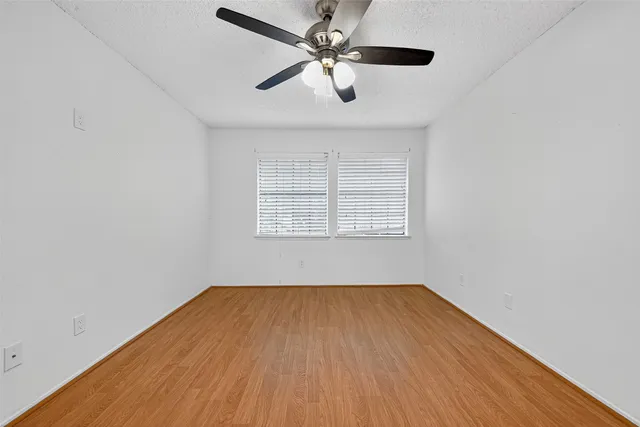 $155,000 | 3143 Windchase Boulevard, Unit 785, Houston, TX 77082