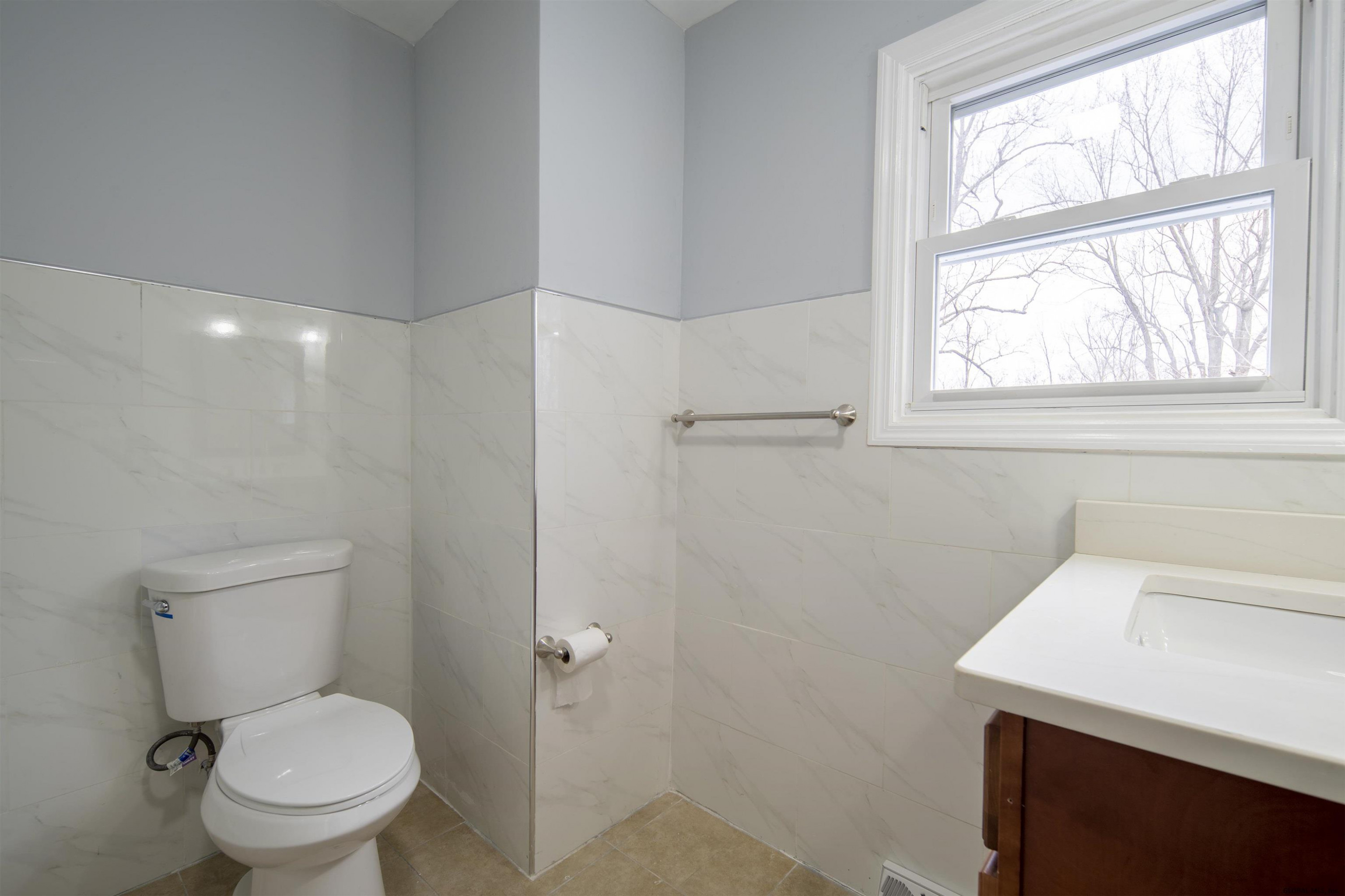 66 Fonda Road Colonie, NY 12047 - Photo 16 of 38 Photo 16