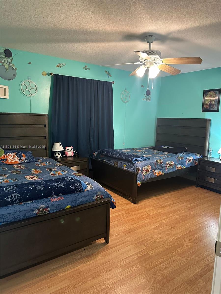 800 Permento Avenue Jacksonville, FL 32221 - Photo 28 of 29 a bedroom with furniture and a window