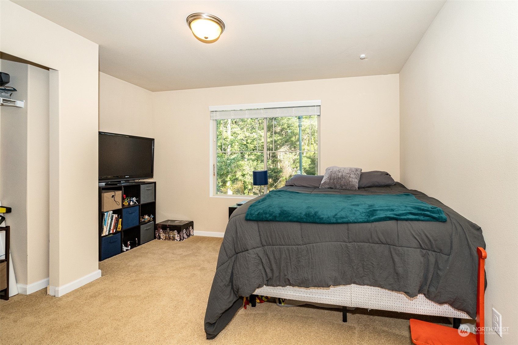 633 Kaiser Road Southwest Olympia, WA 98502 - Photo 27 of 33 Gallery Image 27