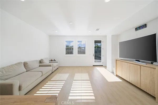 $939,000 | 207 Colby Circle, Claremont, CA 91711