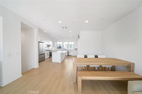 $939,000 | 207 Colby Circle, Claremont, CA 91711