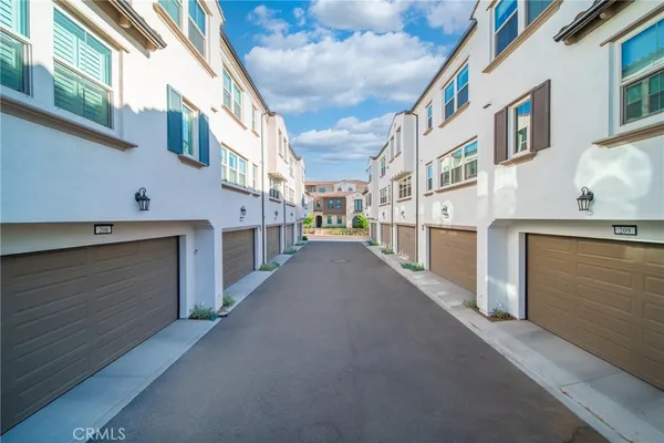 $939,000 | 207 Colby Circle, Claremont, CA 91711