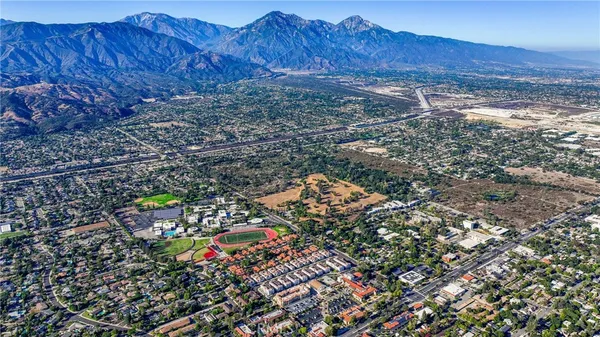 $939,000 | 207 Colby Circle, Claremont, CA 91711