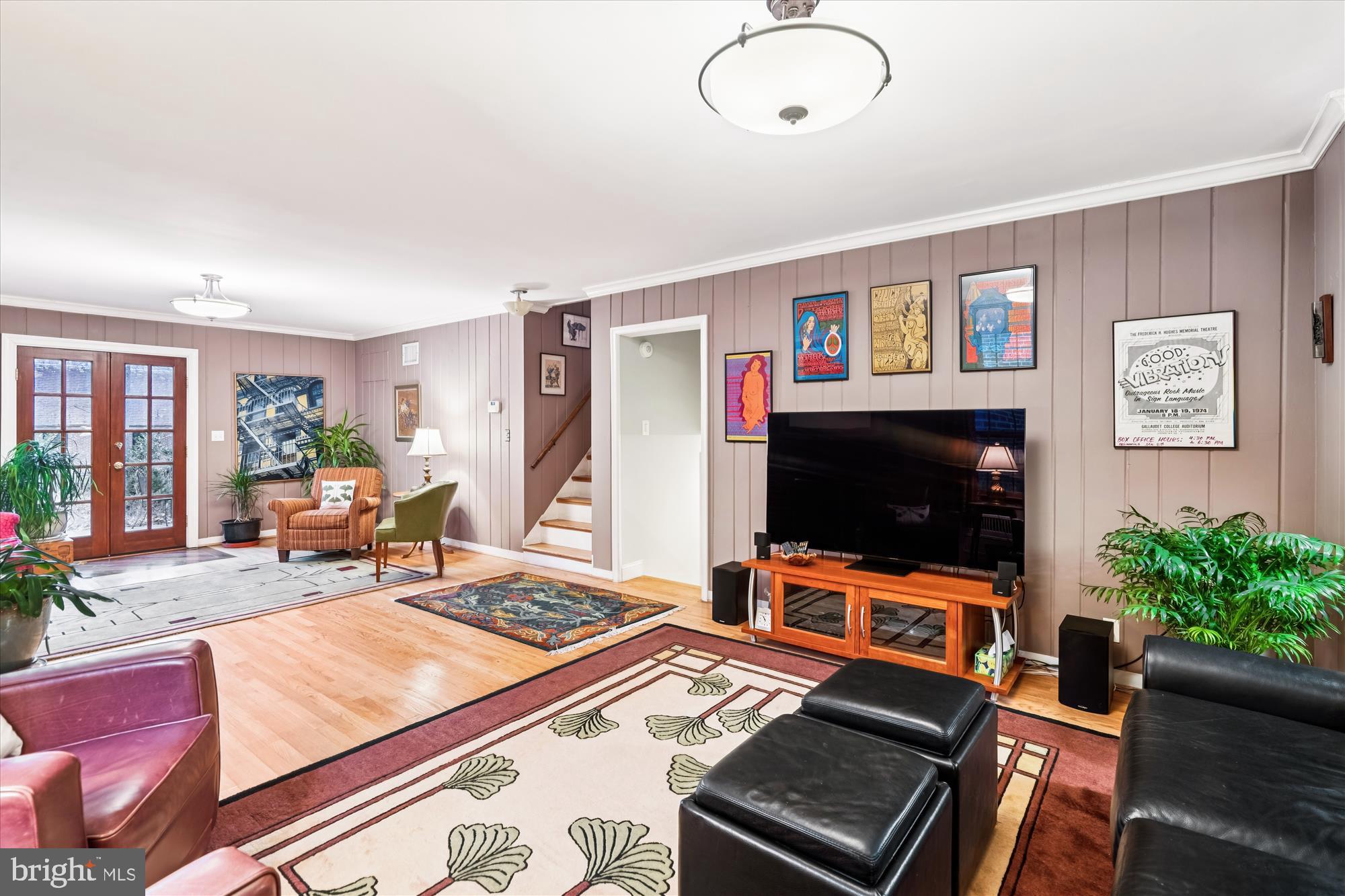 9220 Manchester Road Silver Spring, MD 20901 - Photo 35 of 57 Full daylight Family Room on LL1