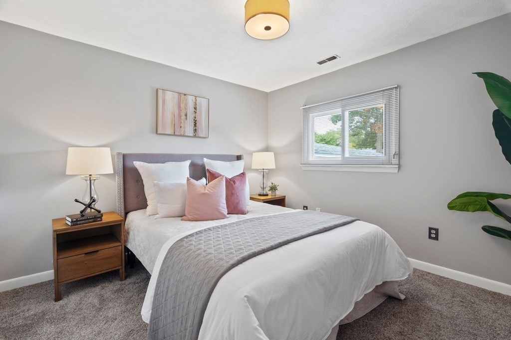 89 Cedar Road North Medford, MA 02155 - Photo 13 of 26