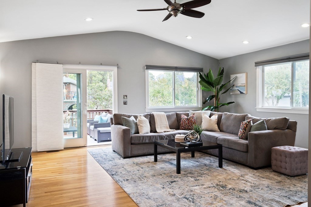 89 Cedar Road North Medford, MA 02155 - Photo 10 of 26