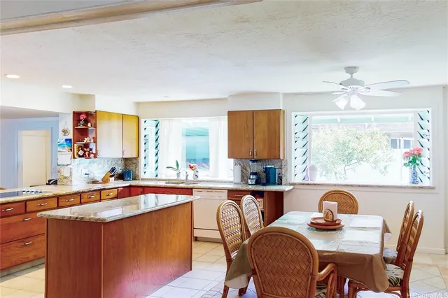 $2,600,000 | 673 North Kalaheo Avenue, Kailua, HI 96734