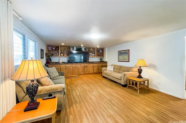 $2,600,000 | 673 North Kalaheo Avenue, Kailua, HI 96734