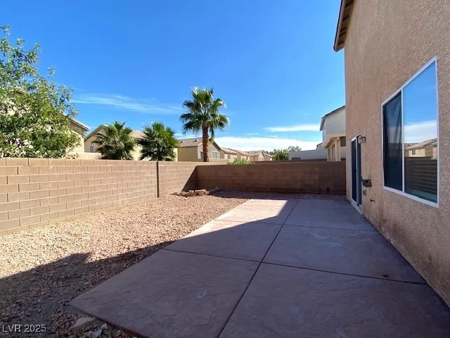 $1,995 | 9728 North Fast Elk Street, Las Vegas, NV 89143