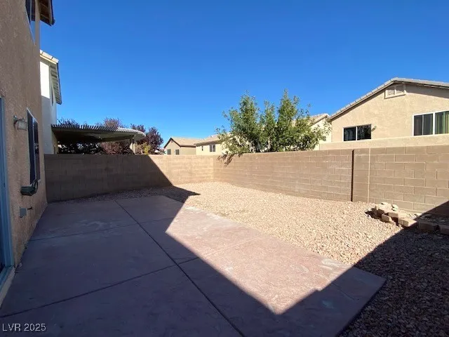 $1,995 | 9728 North Fast Elk Street, Las Vegas, NV 89143