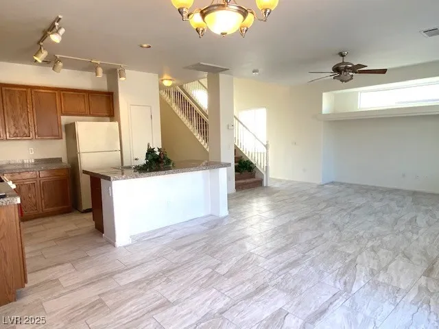 $1,995 | 9728 North Fast Elk Street, Las Vegas, NV 89143