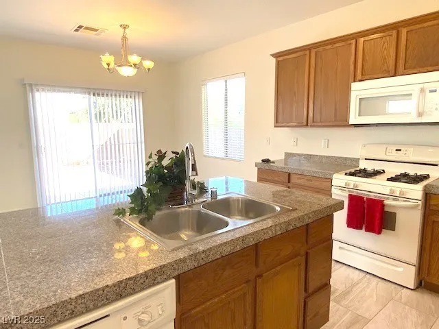 $1,995 | 9728 North Fast Elk Street, Las Vegas, NV 89143