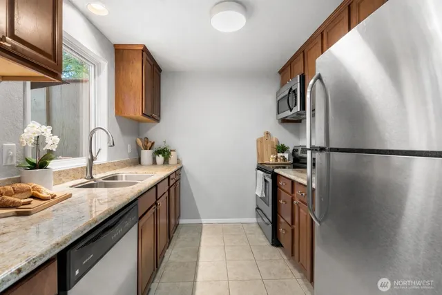 $285,000 | 17303 Spanaway Loop Road South, Unit 2, Spanaway, WA 98387