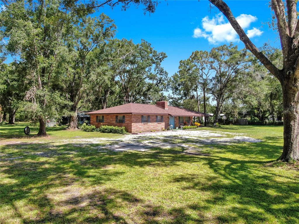 1753 Ranchette Road Wesley Chapel, FL 33543 - Photo 3 of 60 Gallery Image 3