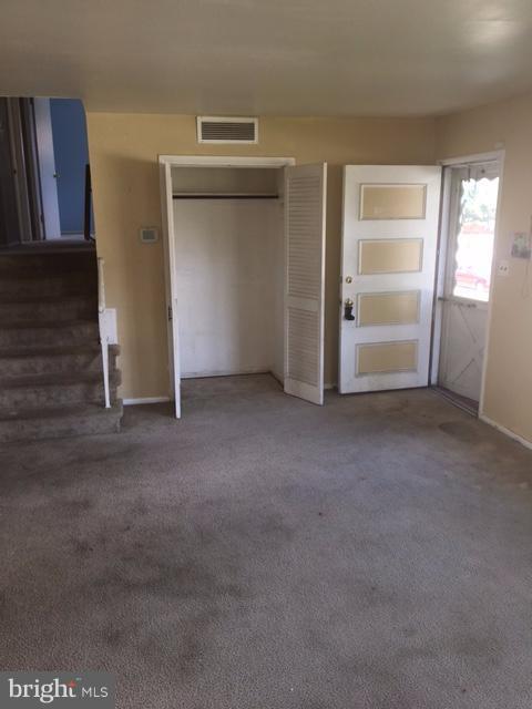 5935 Johnnycake Road Baltimore, MD 21207 - Photo 8 of 26 Living Room