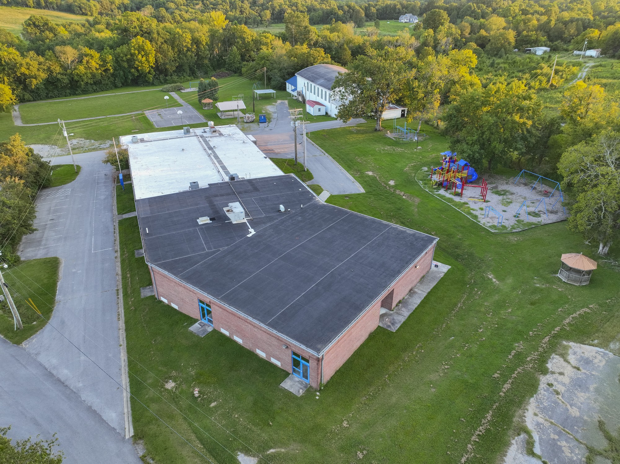 150 Vantrease Avenue Auburntown, TN 37016 - Photo 30 of 33 an aerial view of a house having yard