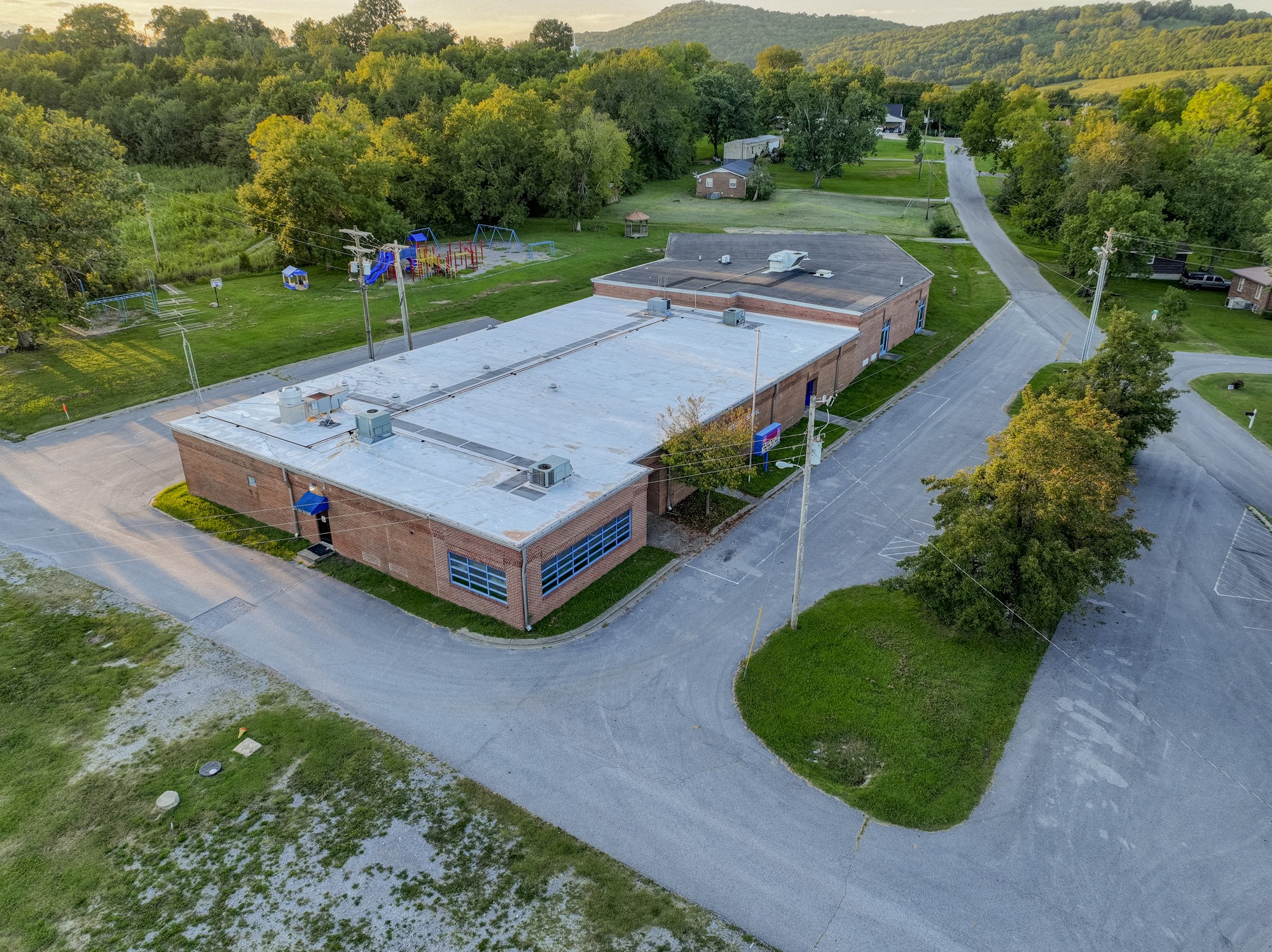 150 Vantrease Avenue Auburntown, TN 37016 - Photo 31 of 33 an aerial view of a house with a big yard