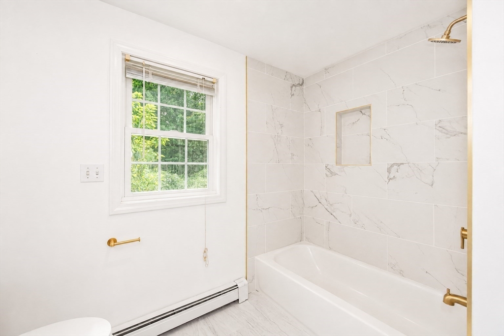 9 East Alden Avenue Randolph, MA 02368 - Photo 11 of 32 Gallery Image 11