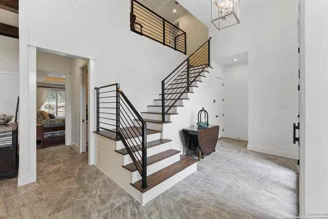 $1,249,000 | 321 Bentwood Drive, Spring Branch, TX 78070