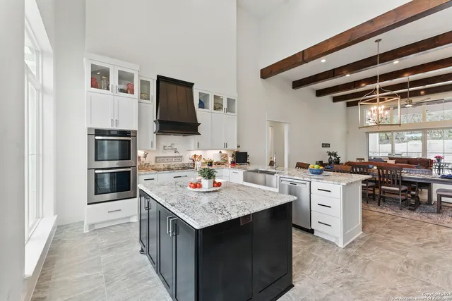 $1,249,000 | 321 Bentwood Drive, Spring Branch, TX 78070