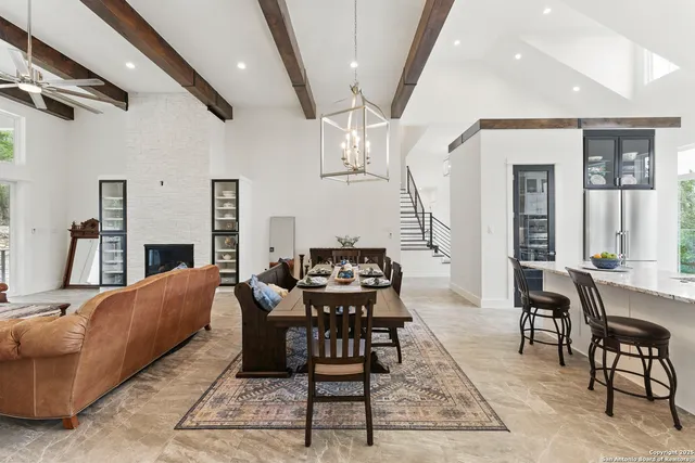 $1,249,000 | 321 Bentwood Drive, Spring Branch, TX 78070