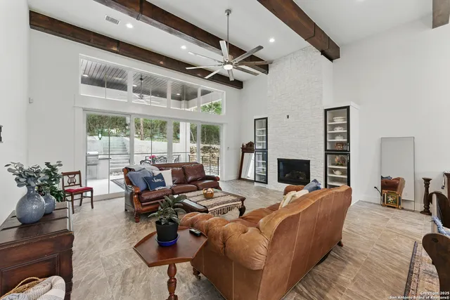 $1,249,000 | 321 Bentwood Drive, Spring Branch, TX 78070