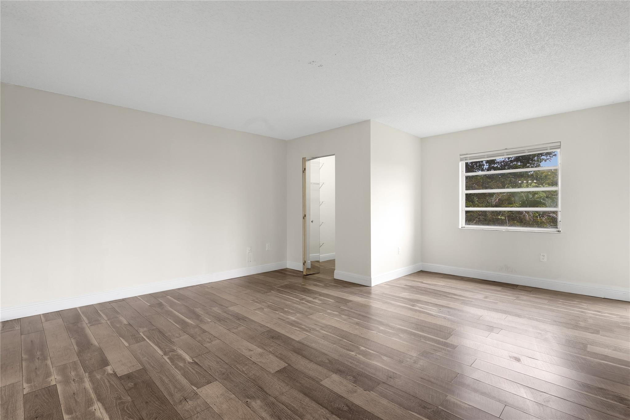 3940 Inverrary Boulevard Lauderhill, FL 33319 - Photo 13 of 36 Photo 13