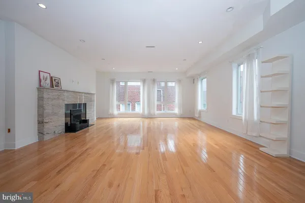 an empty room with windows