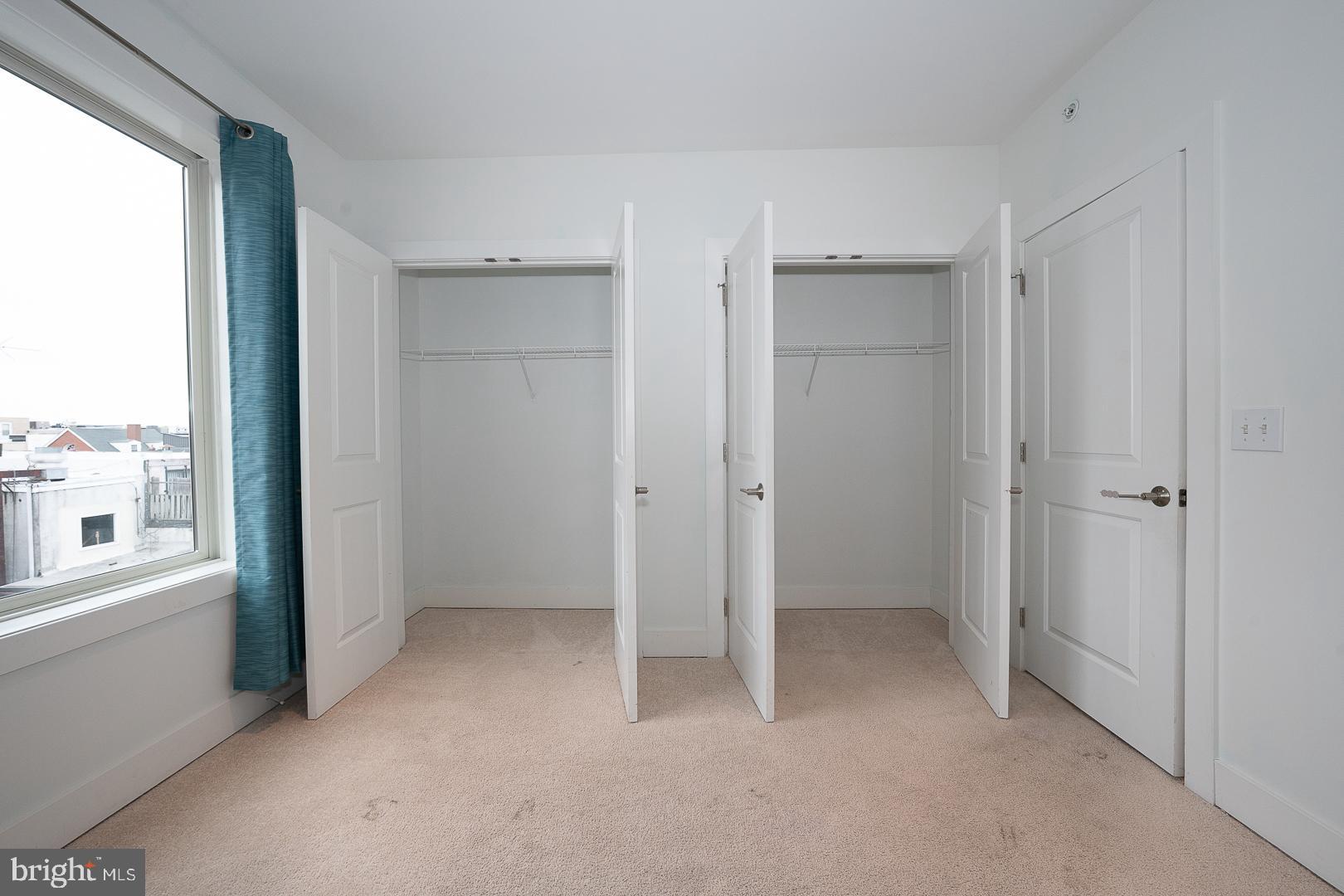 110 Naudain Street, Unit 4 Philadelphia, PA 19147 - Photo 20 of 45 a view of an empty room with a window