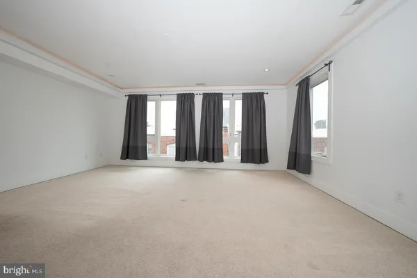 $825,000 | 110 Naudain Street, Unit 4, Philadelphia, PA 19147