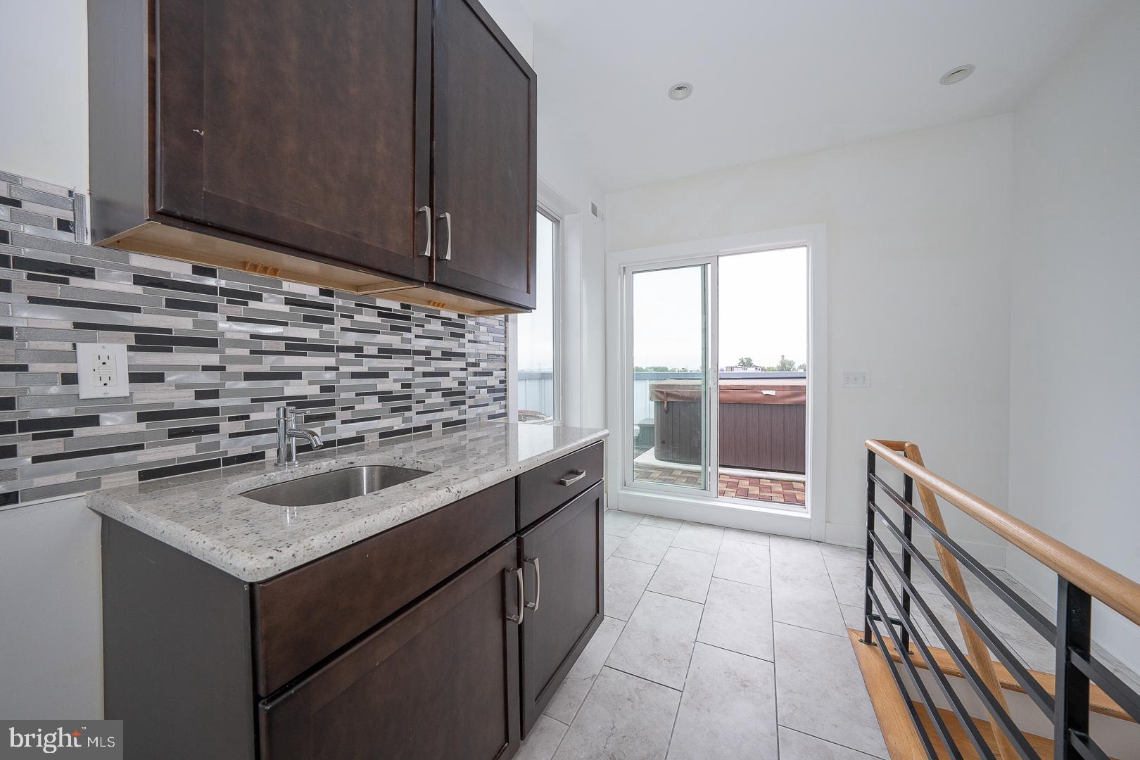 110 Naudain Street, Unit 4 Philadelphia, PA 19147 - Photo 36 of 45