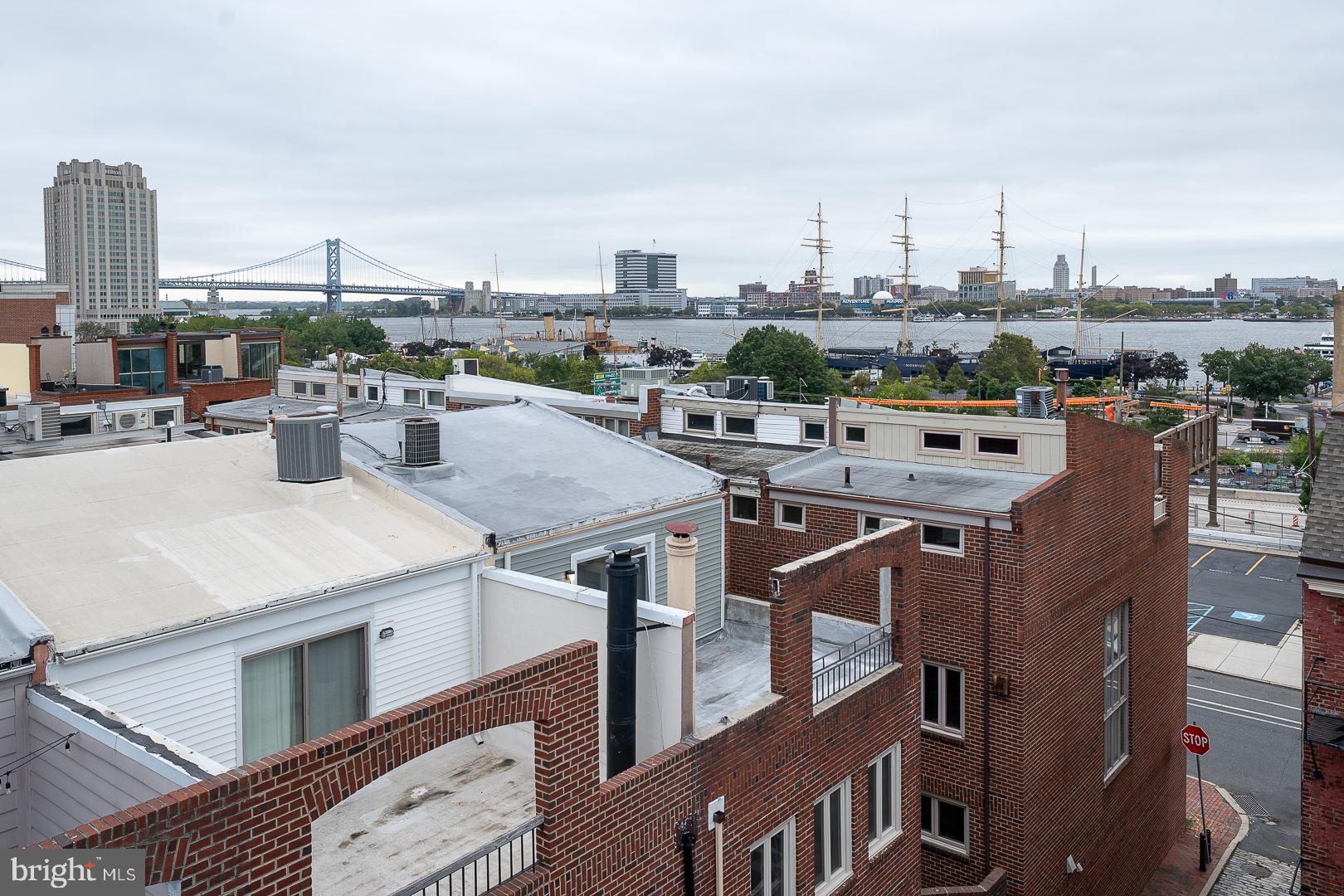 110 Naudain Street, Unit 4 Philadelphia, PA 19147 - Photo 37 of 45