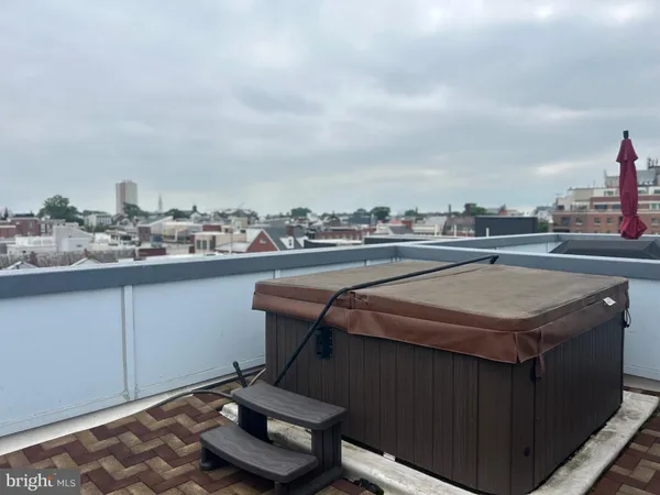 $825,000 | 110 Naudain Street, Unit 4, Philadelphia, PA 19147