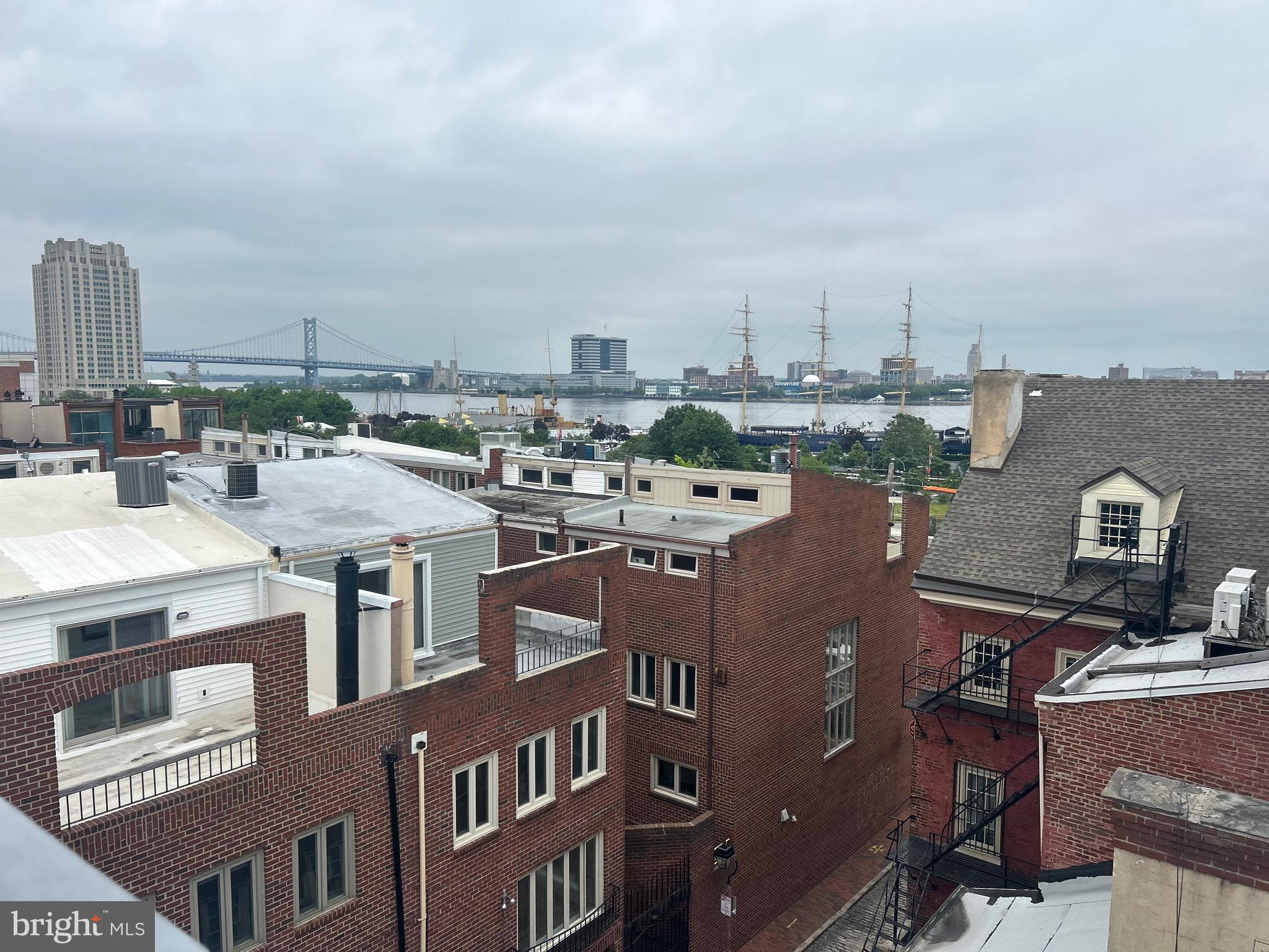 110 Naudain Street, Unit 4 Philadelphia, PA 19147 - Photo 42 of 45 Roof deck views