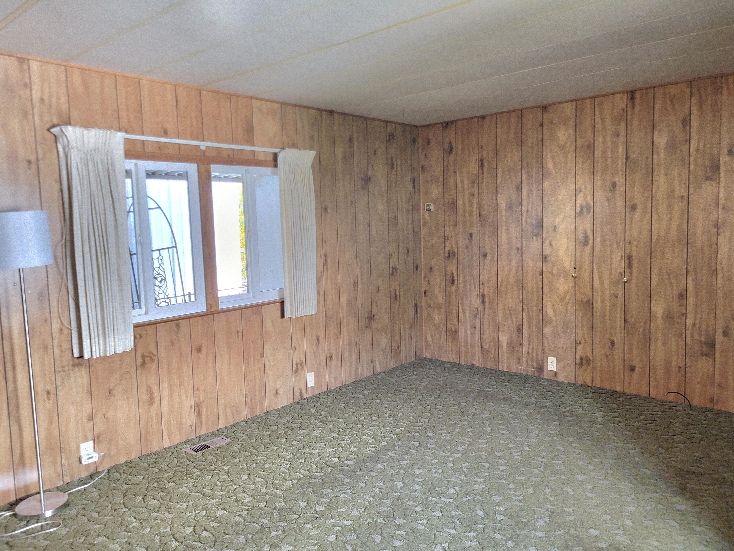 6901 Old Stage Road, Unit 11 Central Point, OR 97502 - Photo 6 of 22 Living room