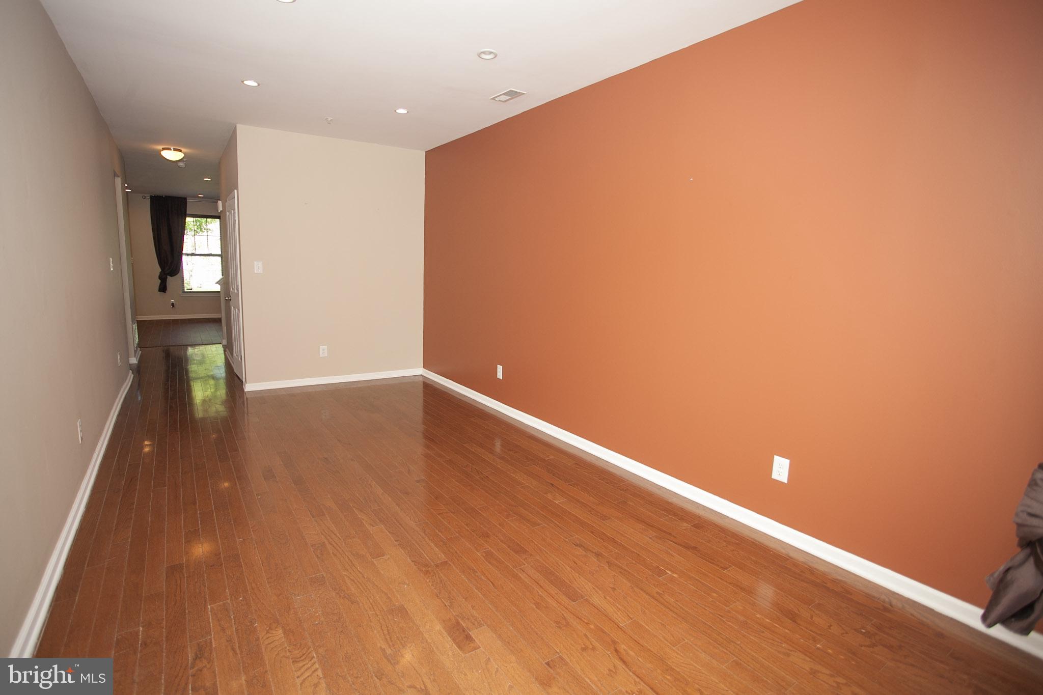 21 Old Cedarbrook Road Wyncote, PA 19095 - Photo 2 of 36 Gallery Image 2