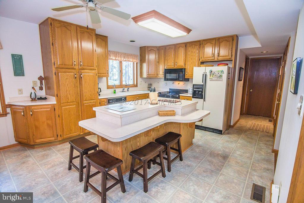 61 Drawbridge Road Ocean Pines, MD 21811 - Photo 11 of 62